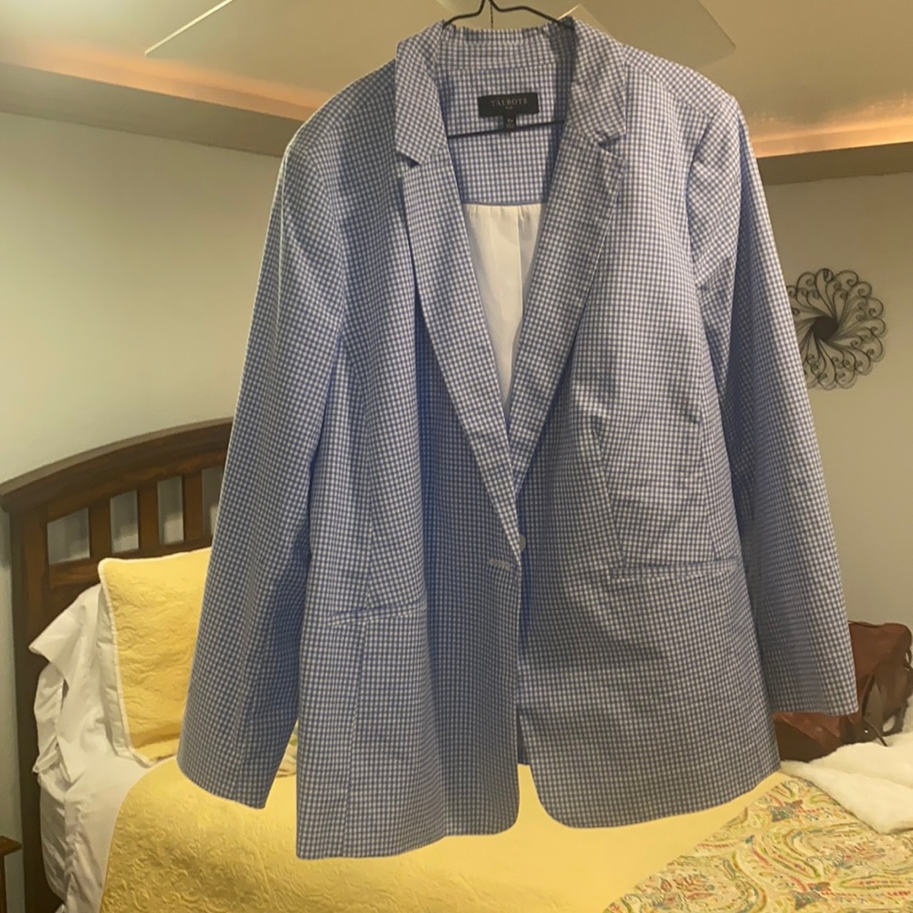 Only worn once size 18 W Talbots plus gingham